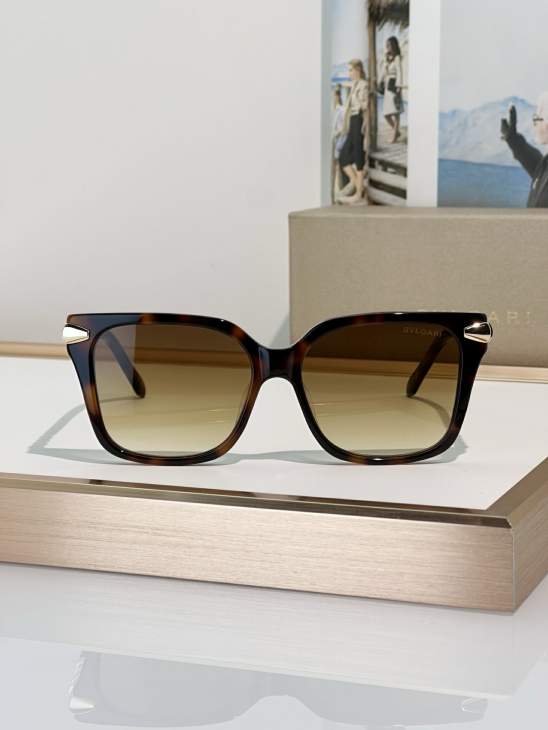 Picture of Bvlgari Sunglasses _SKUfw77796161fw